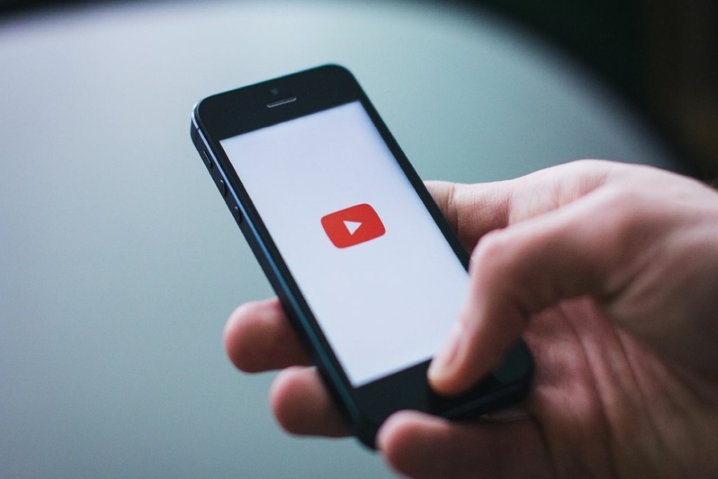 Σε διαθεσιμότητα τέθηκε ο youtuber αντιεμβολιαστής αστυνομικός