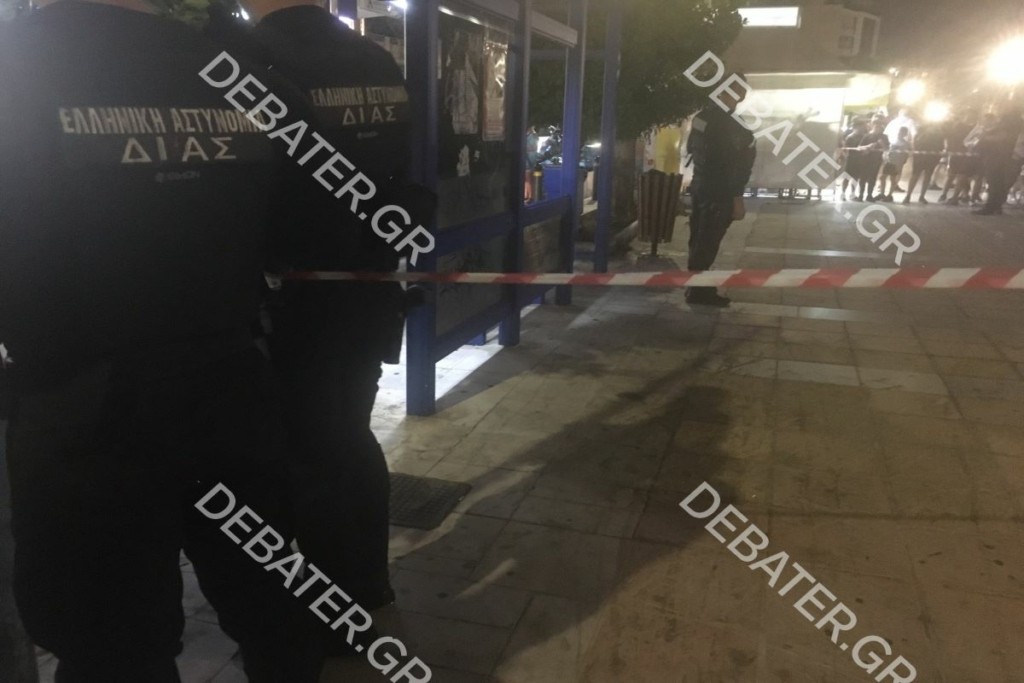 Πυροβολισμοί μπροστά στα μάτια περαστικών και παιδιών στο Πασαλιμάνι – Δύο οι τραυματίες (pics&vid)