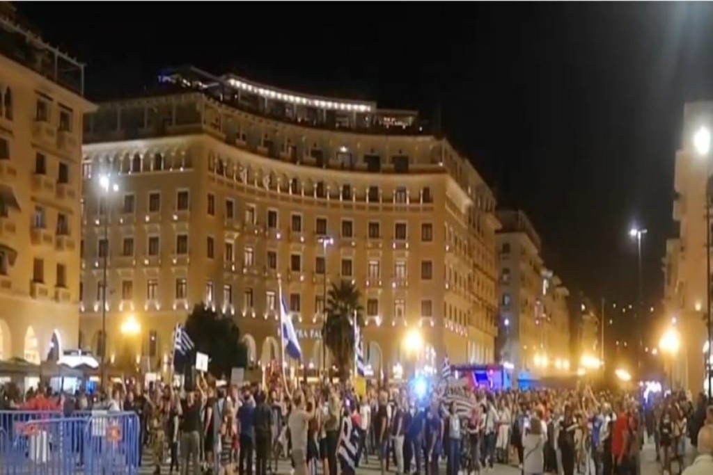 Νέα πορεία αντιεμβολιαστών στη Θεσσαλονίκη – (pic&vid)