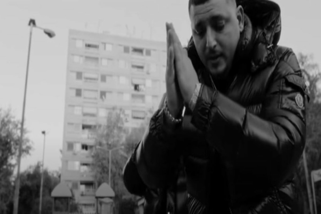 Σάλος με τα 8.000 ευρώ που βρέθηκαν στο παντελόνι του Mad Clip –  Αιτία “διαμάχης” το μεγάλο ποσό