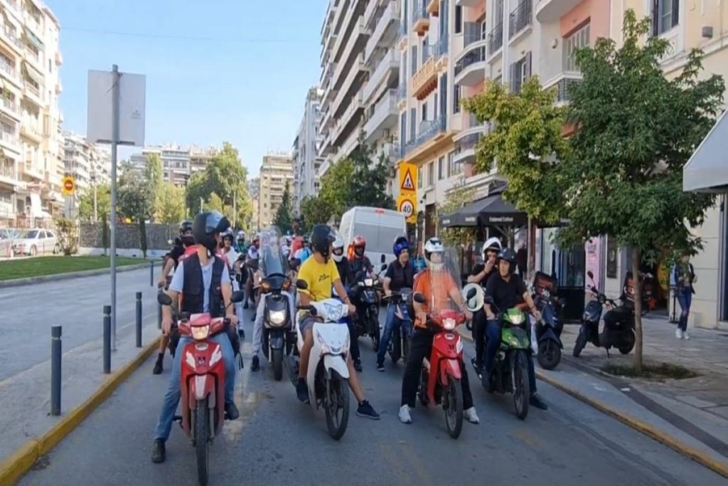 Οι ντελιβεράδες “κατέβηκαν” στους δρόμους της Θεσσαλονίκης – Ποια είναι τα αιτήματα τους