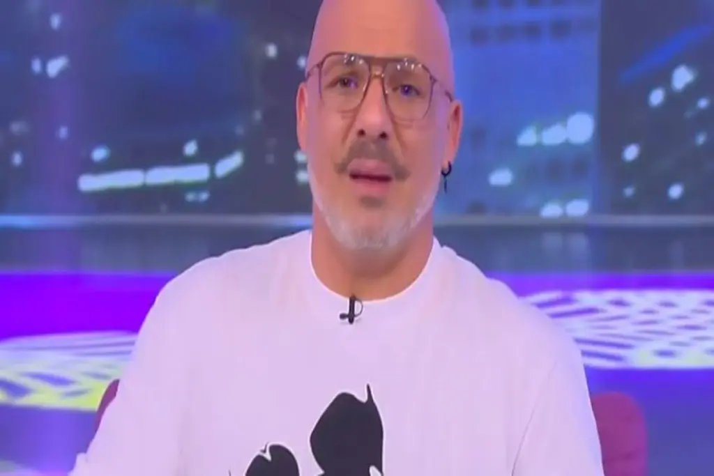 H Αργυρώ Μπαρμπαρίγου έκανε φάρσα στον Νίκο Μουτσινά
