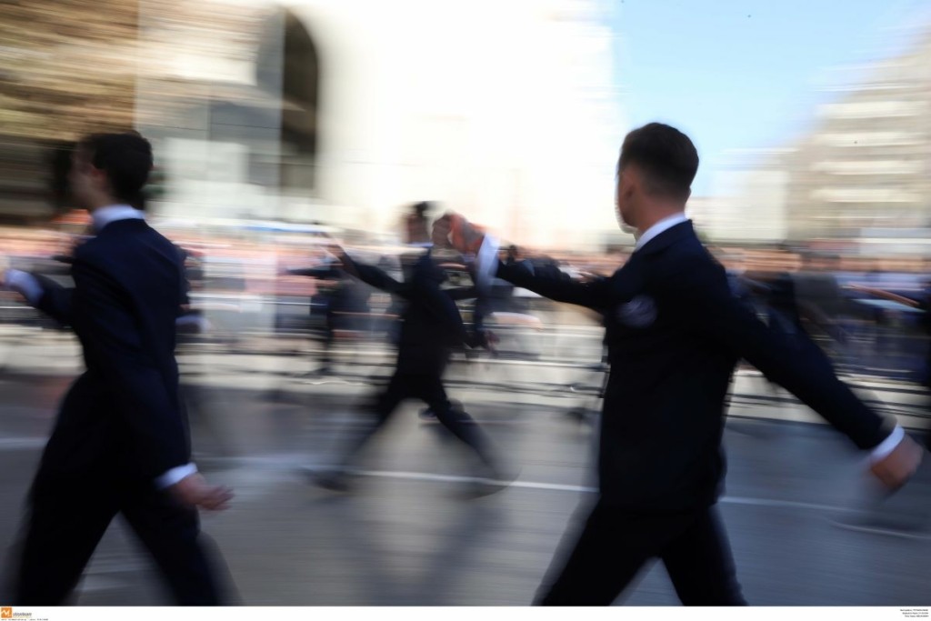 Μόνο σημαιοφόροι και παραστάτες στις μαθητικές εκδηλώσεις στις Σέρρες
