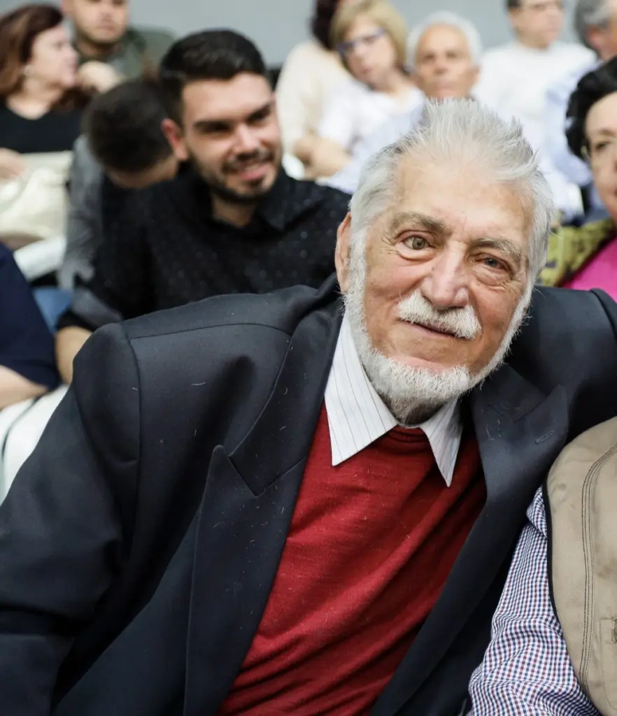 “Στα μαχαίρια” η οικογένεια του ηθοποιού Ανέστη Βλάχου – Η διαθήκη που εμφανίστηκε μυστηριωδώς