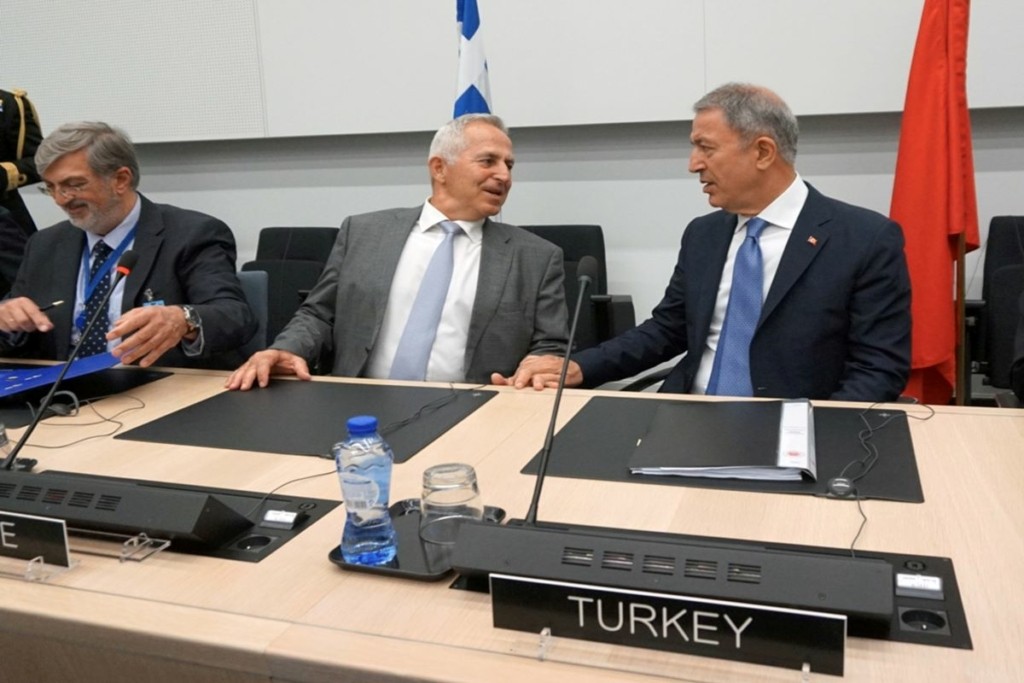 Συνεχίζει να προκαλεί ο Ακάρ – “Οι Έλληνες πολιτικοί κλιμακώνουν την ένταση με τις επιθετικές τους ενέργειες”