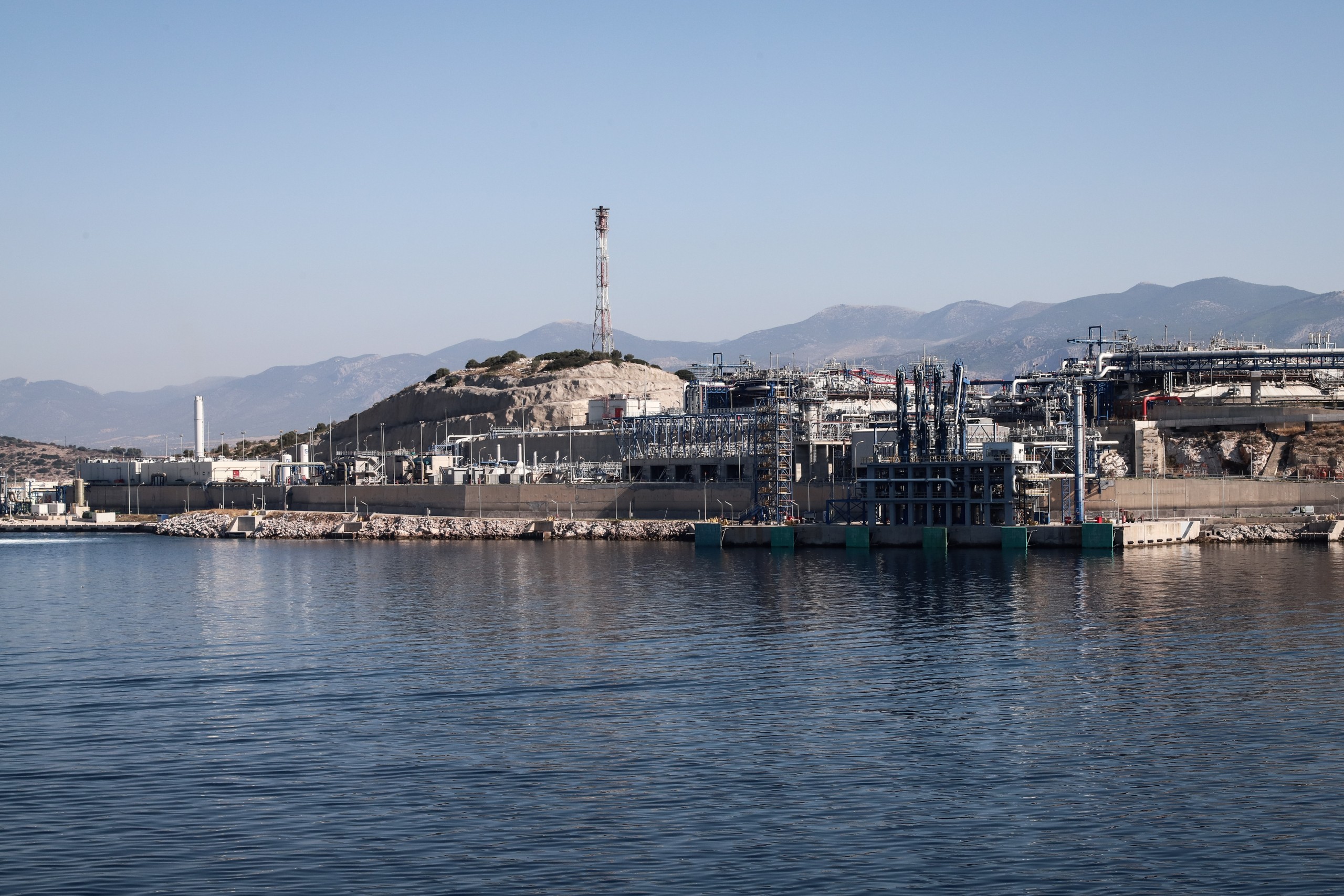 ‘Ερχεται τριπλή επιδότηση στο ρεύμα, το φυσικό αέριο και το πετρέλαιο θέρμανσης