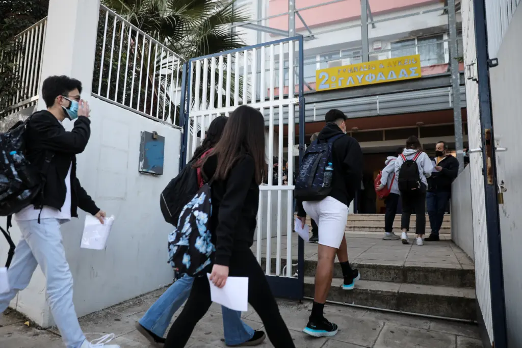 Μειώθηκαν τα κρούσματα σε παιδιά τον Σεπτέμβριο παρόλο το άνοιγμα των σχολείων