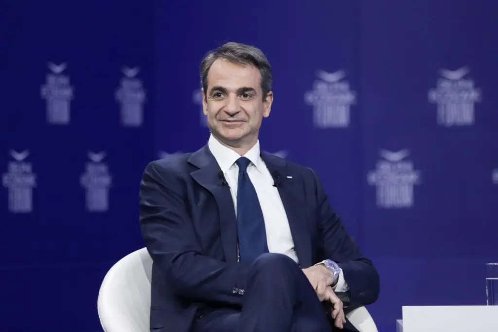 Κυριάκος Μητσοτάκης – Για ψαράκι με τη Μαρέβα στο Μοσχάτο