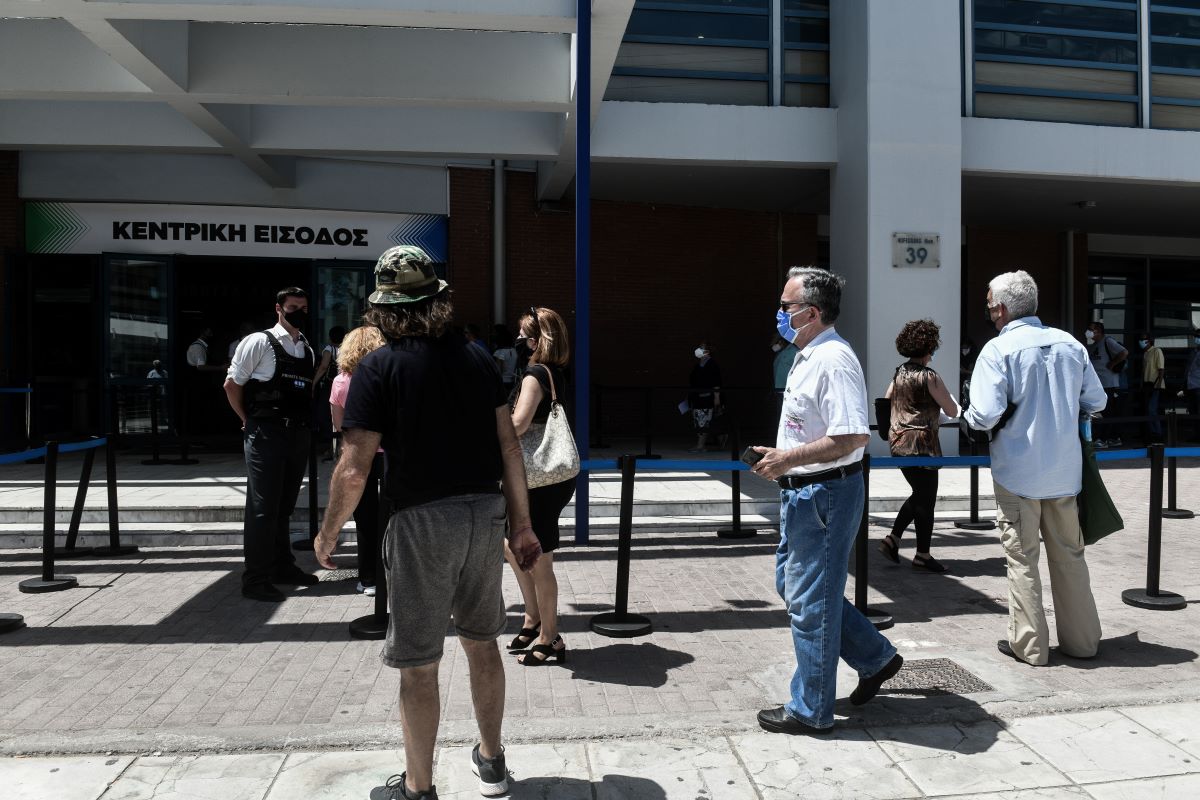 Άνοιξε η πλατφόρμα για την τρίτη δόση εμβολιασμού – Ποιους πολίτες αφορά και ποιο εμβόλιο θα χρησιμοποιηθεί