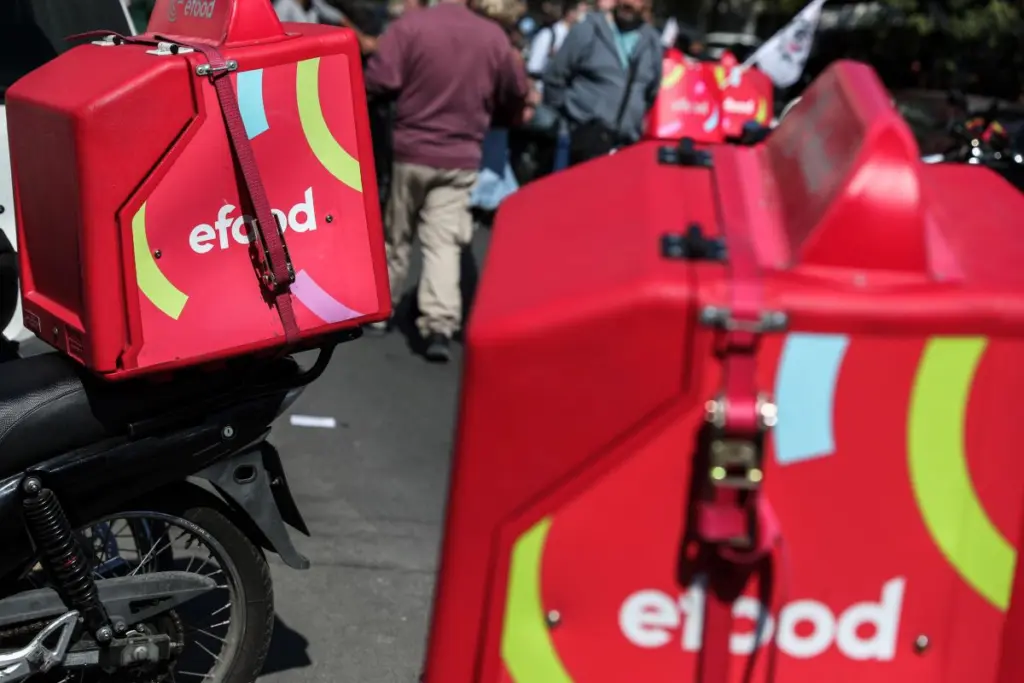 Η efood αναστέλλει τη λειτουργία delivery λόγω κακοκαιρίας