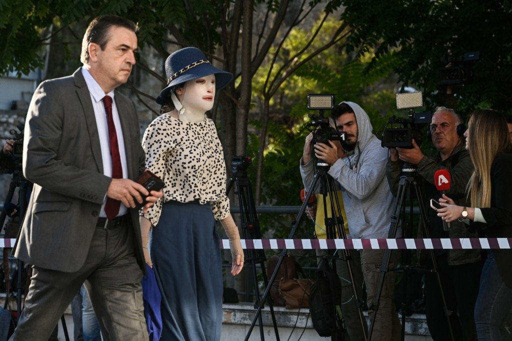 Εύθραυστη η ψυχολογία της Ιωάννας Παλιοσπύρου όσο η δίκη πλησιάζει στο τέλος της – “Δεν έχει ψελλίσει ούτε ένα συγγνώμη η κατηγορούμενη” (vid)