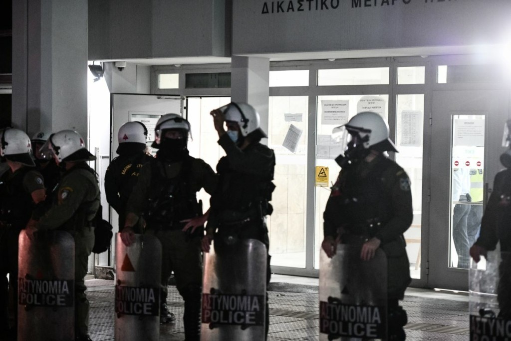 Παρέμβαση Θεοδωρικάκου για το Πέραμα – Ζητά πειθαρχικό έλεγχο εντός πέντε ημερών