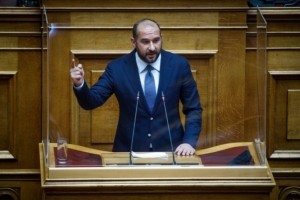 Τζανακόπουλος: Το μέτρο που ανέφερε ο Χρυσοχοΐδης θα πρέπει να ξεκινήσει με την σύλληψη του Πλεύρη