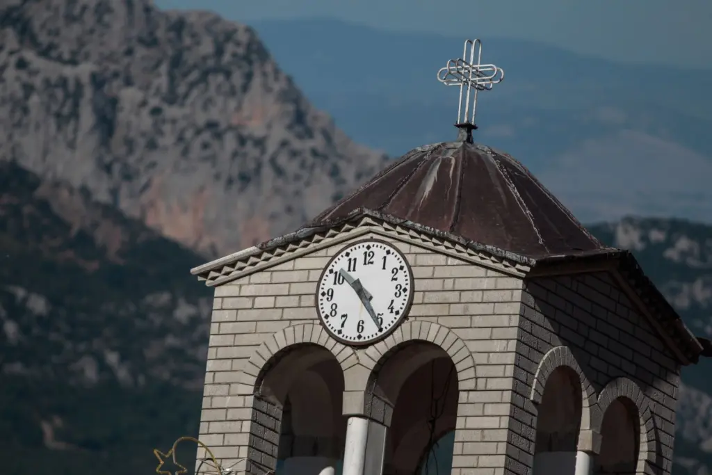 Θερίζει ο κορονοϊός στην αδελφότητα της Θεσσαλονίκης – Τρεις νεκρές μοναχές