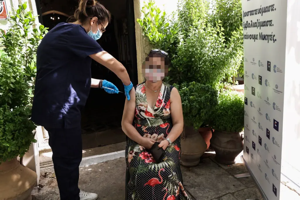 Το σχέδιο για την αύξηση της εμβολιαστικής κάλυψης ανακοίνωσε ο Μάριος Θεμιστοκλέους