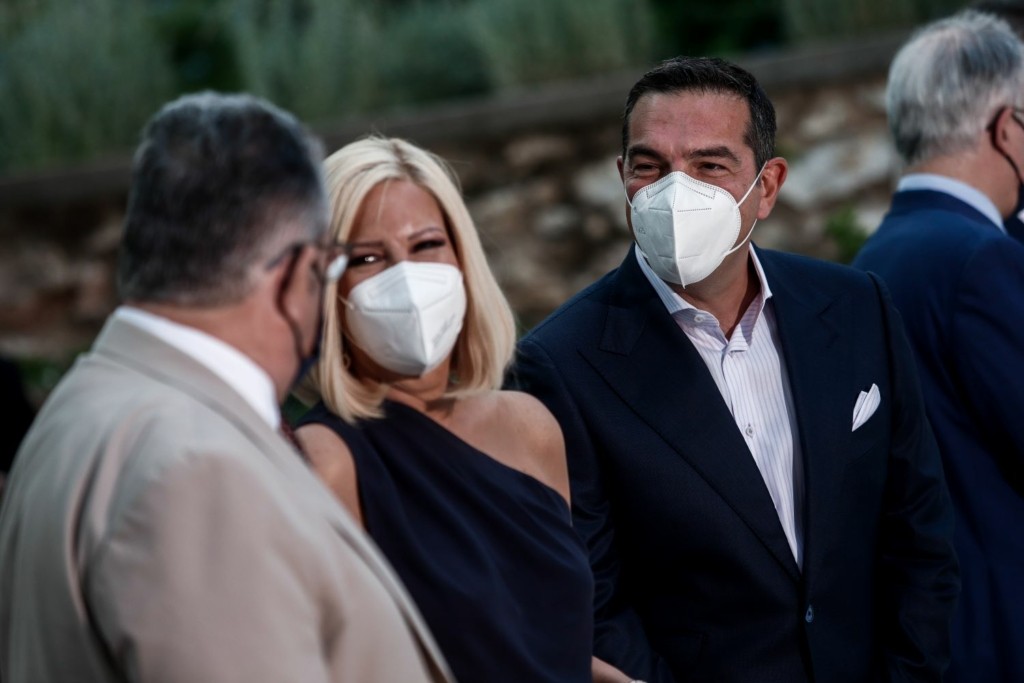 “Η απώλεια της αφήνει πιο φτωχή την πολιτική ζωή της χώρας” – Το αντίο του Τσίπρα στη Φώφη