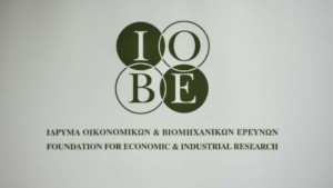 ΙΟΒΕ: Οριακή επιδείνωση στο οικονομικό κλίμα τον Σεπτέμβριο – Άνοδος στην καταναλωτική εμπιστοσύνη