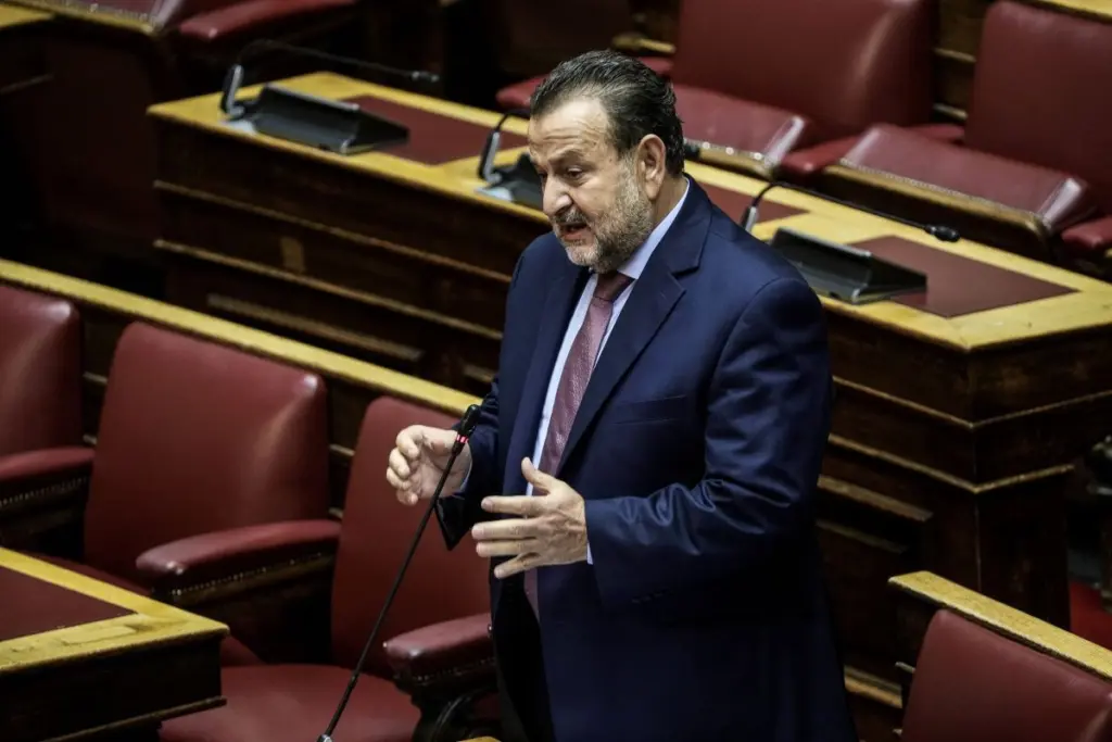 Ο Κεγκέρογλου δεν αποκλείει να αποσυρθούν κι άλλοι “μνηστήρες” στην κούρσα διαδοχής του ΚΙΝΑΛ (vid)