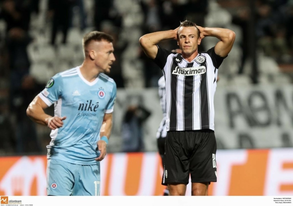 Δεν τα κατάφερε ο ΠΑΟΚ – Έμεινε στο 1-1 με την Σλόβαν Μπρατισλάβας στην Τούμπα και τώρα… τρέχει