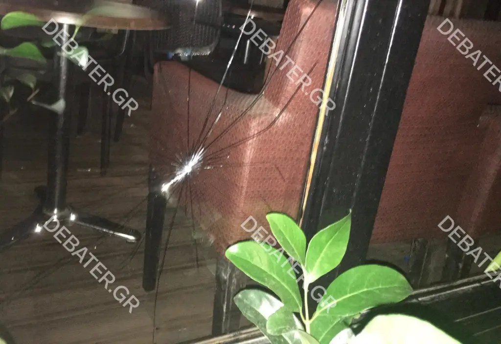Τρόμος στον Άγιο Παντελεήμονα – Νεκρός ο άνδρας που δέχτηκε πυροβολισμούς – Ανθρωποκυνηγητό για τον δράστη (vid)
