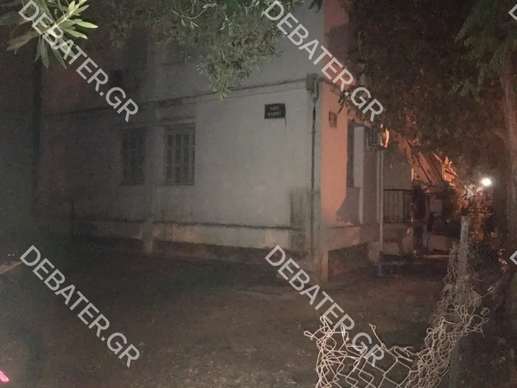 Άφαντος για δεύτερη μέρα ο 20χρονος που φέρεται να έσφαξε τη μητέρα του στο Αιγάλεω (pic)
