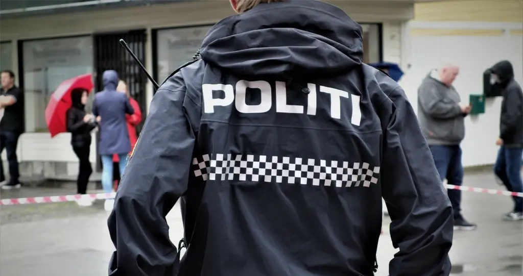 Αιματηρή επίθεση με τόξο και βέλη στη Νορβηγία – Πολλοί νεκροί και τραυματίες (pics)