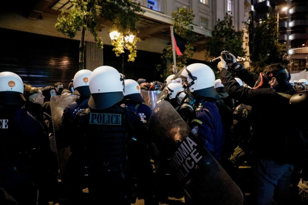 Η ανακοίνωση της ΕΛΑΣ για τα επεισόδια στο κέντρο της Αθήνας