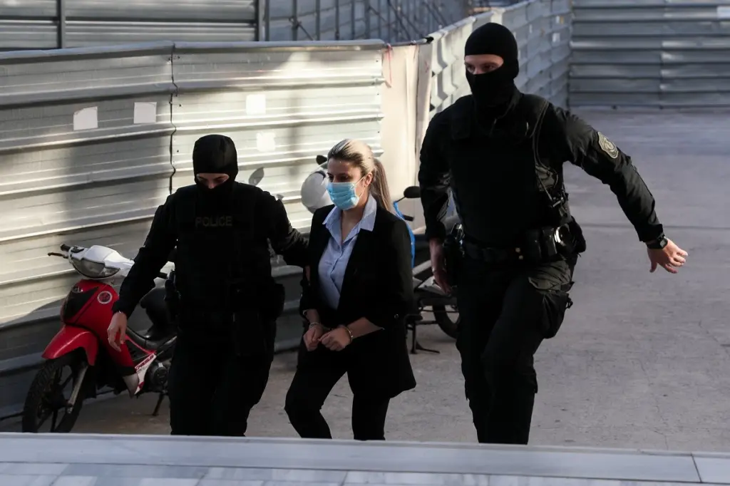 Δεκαπέντε χρόνια κάθειρξη στην Έφη Κακαράντζουλα – Την ανώτατη ποινή επέβαλλε το δικαστήριο