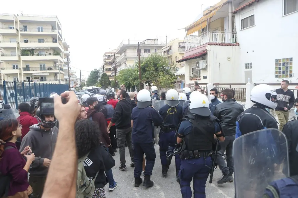 Στο Αυτόφορο οι συλληφθέντες για τα επεισόδια σε ΕΠΑΛ Ευόσμου και αντιφασιστική πορεία