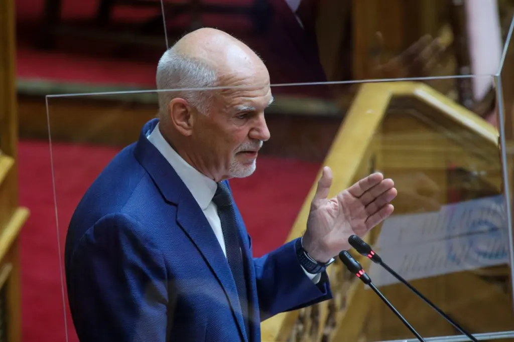 Ο Γιώργος Παπανδρέου άρχισε να σκέφτεται τη “μεγάλη επιστροφή”