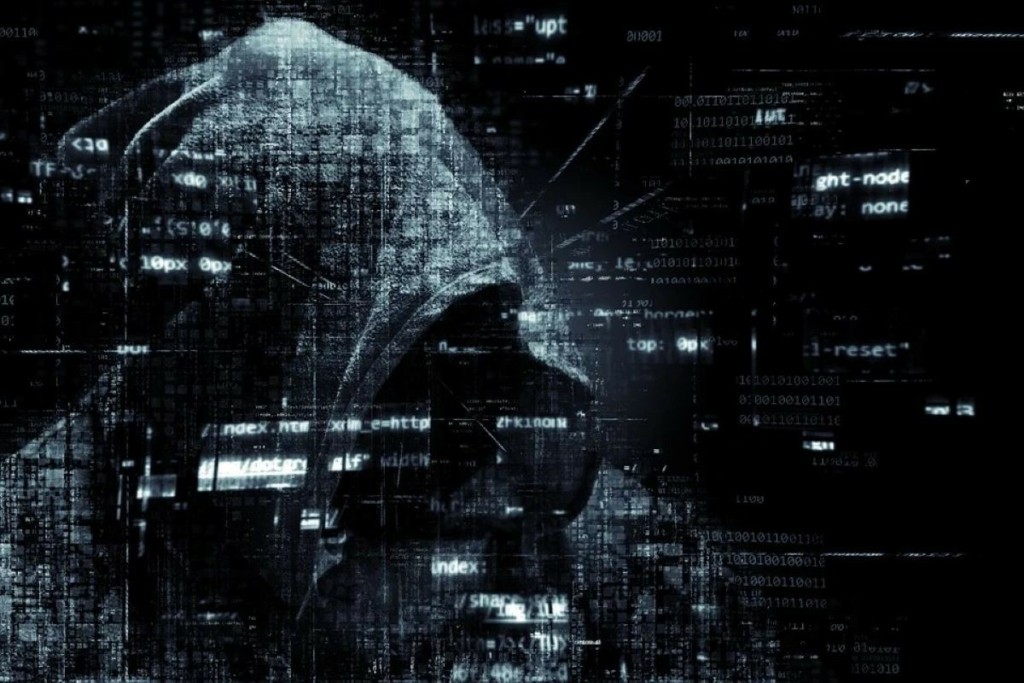 Η “μάστιγα” του ηλεκτρονικού εγκλήματος τρομάζει τις αρχές – Επιτήδειοι άρπαξαν από Έλληνες 40 εκατ. ευρώ