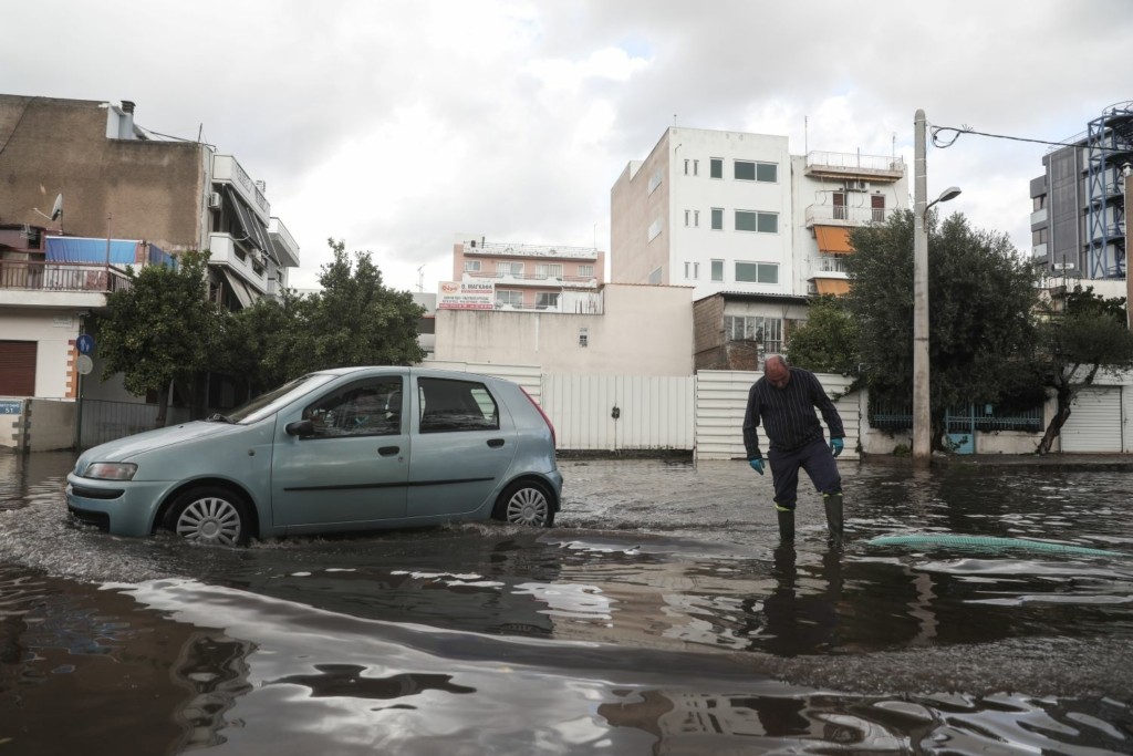 Μέχρι το Σάββατο παραμένει η κακοκαιρία “Μπάλλος” – Πότε θα εξασθενήσουν τα φαινόμενα
