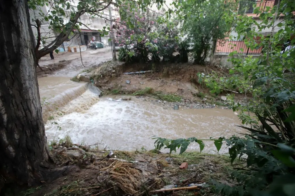 Συνεχίζονται οι διακοπές κυκλοφορίας στη Θεσσαλονίκη λόγω “Μπάλλου” – Τι πρέπει να προσέξουν οι οδηγοί
