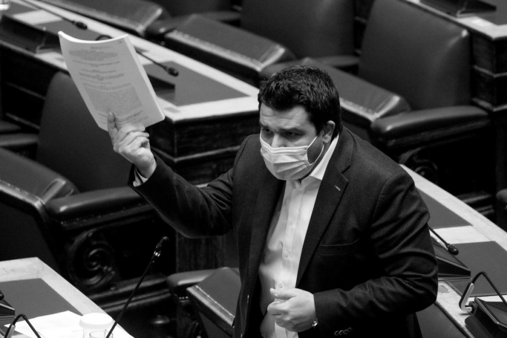 Αιχμές ΣΥΡΙΖΑ και κατά Γεράκη και MARC