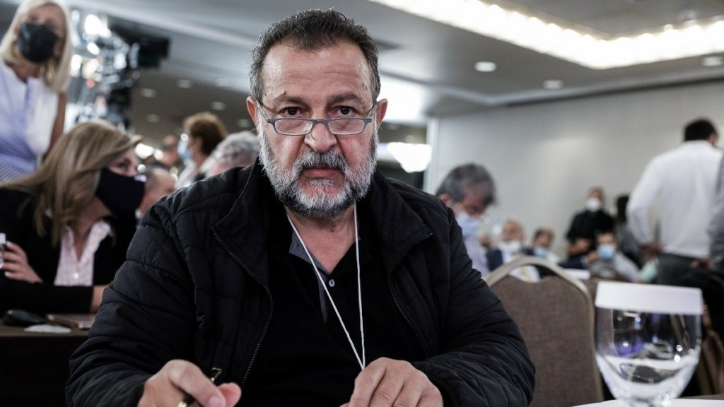 Επίσημη η υποψηφιότητα του Βασίλη Κεγκέρογλου για το ΚΙΝΑΛ – Πόσες υπογραφές κατάφερε να μαζέψει