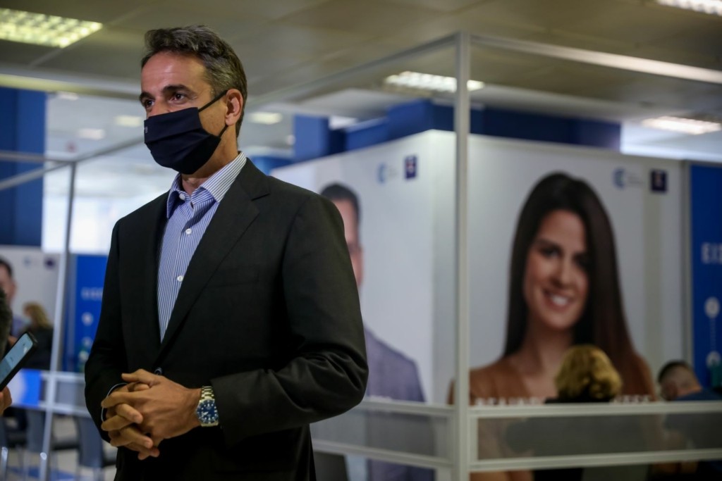Έκανε την τρίτη δόση εμβολίου ο Κυριάκος Μητσοτάκης