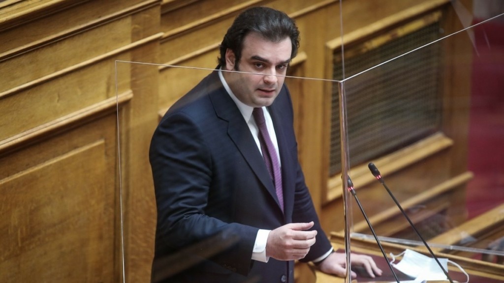 Η ανακοίνωση Πιερρακάκη για τα 50 GB του freedom pass(vid)