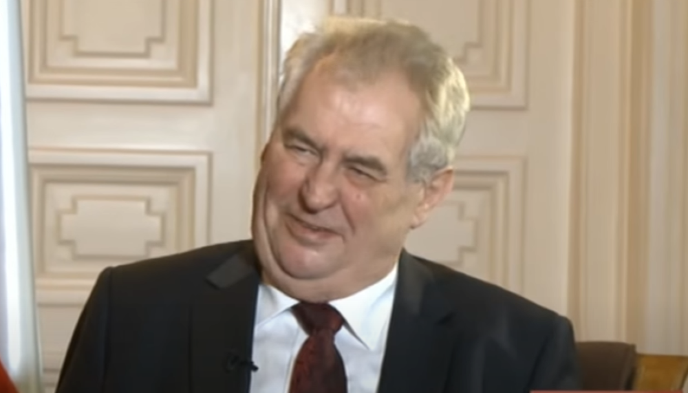Στο νοσοκομείο ο πρόεδρος της Τσεχίας – Τι συμβαίνει με την υγεία του