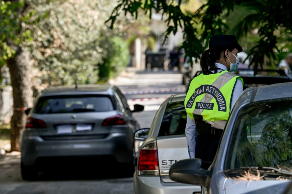 Νέα Ερυθραία – Αποκαλύψεις κατοίκων για τον 40χρονο – “Πυροβολούσε ακόμα και γάτες” (vid)