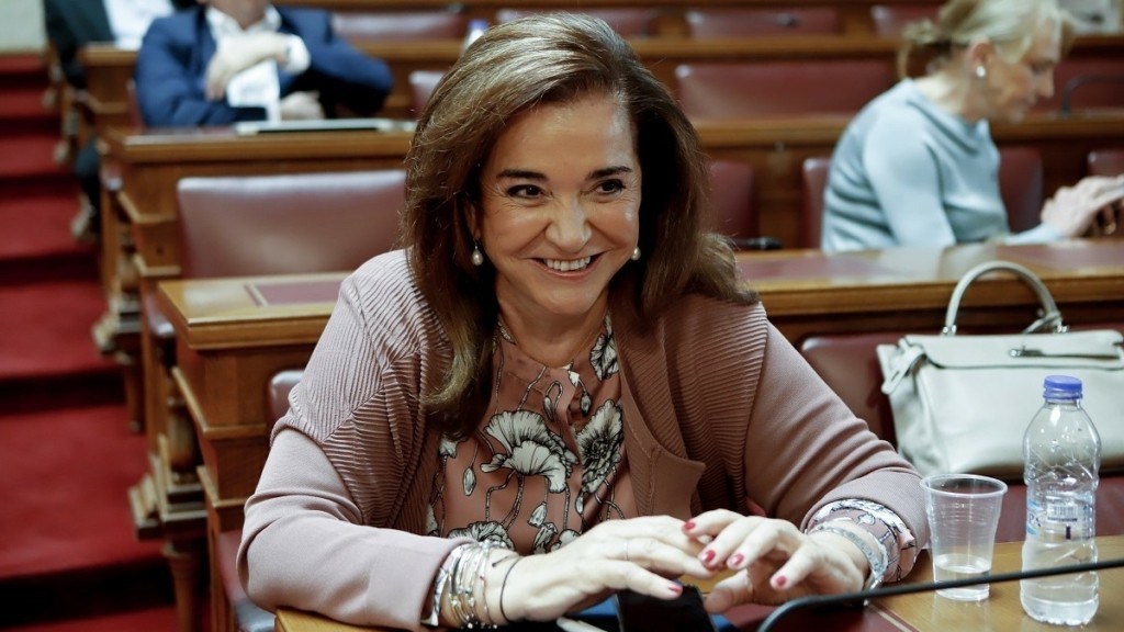 Το “ευχαριστώ” της Ντόρας Μπακογιάννη στο κύμα συμπαράστασης – “Μου δίνετε δύναμη” (vid)