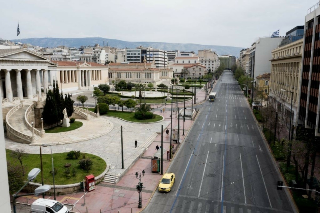 Η Αθήνα αλλάζει – Με πλατάνια η Πανεπιστημίου μετά τα έργα ανάπλασης (pic)