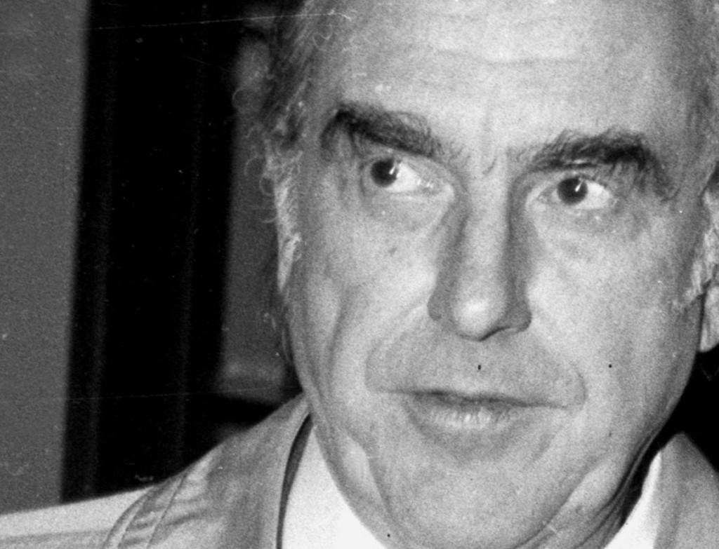 Σαν σήμερα το 1981 ο Ανδρέας Παπανδρέου και το ΠΑΣΟΚ κερδίζουν τις βουλευτικές εκλογές