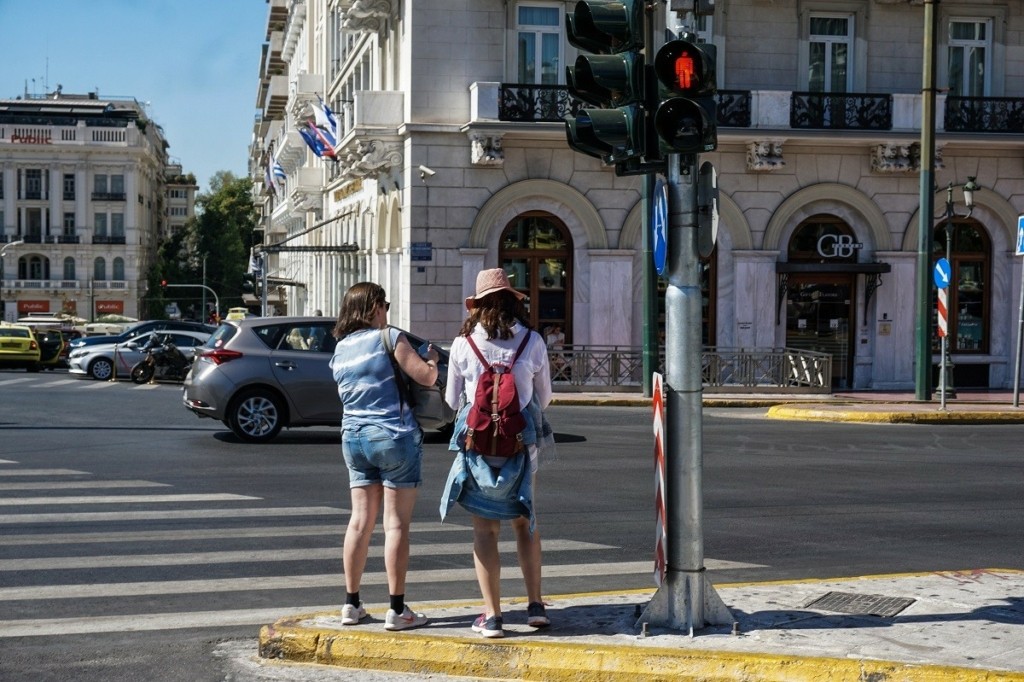 “Πιθανή η έξαρση των κρουσμάτων από τα νέα μέτρα” – Τι ανέφερε η Αθηνά Λινού (vid)