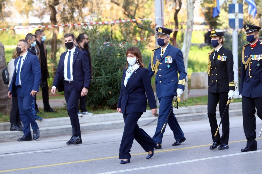 “Το έπος του 40 μας θυμίζει όσα μπορούμε να πετύχουμε ενωμένοι” το μήνυμα της Κατερίνας Σακελλαροπούλου