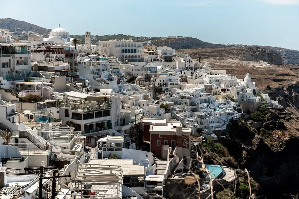 “Ελλάδα η νικήτρια του καλοκαιριού” – Διθυραμβικά σχόλια του δικτύου RND