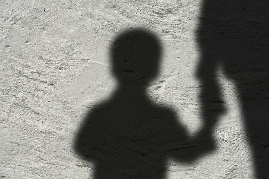 Σοκαριστική υπόθεση κακοποίησης στην Ημαθία – Βίαζε μικρά  παιδιά και έναν σκύλο μπροστά τους