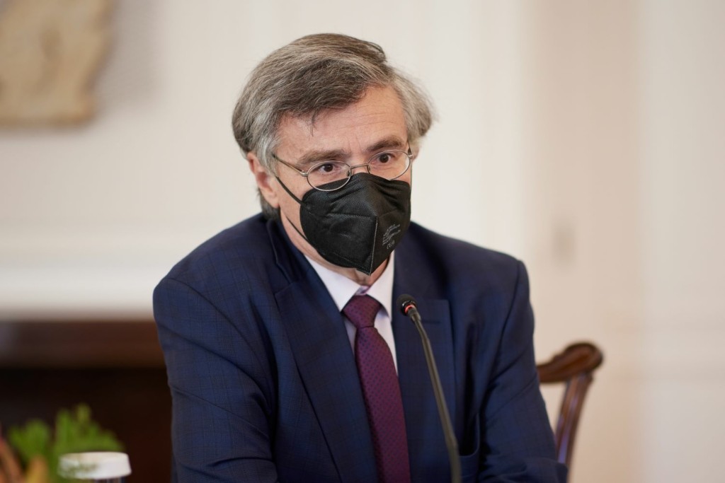 Ο Τσιόδρας προειδοποιεί ότι έρχεται έξαρση της πανδημίας – Σκληρή κριτική σε όσους διαδίδουν ψέμματα για τον ιό