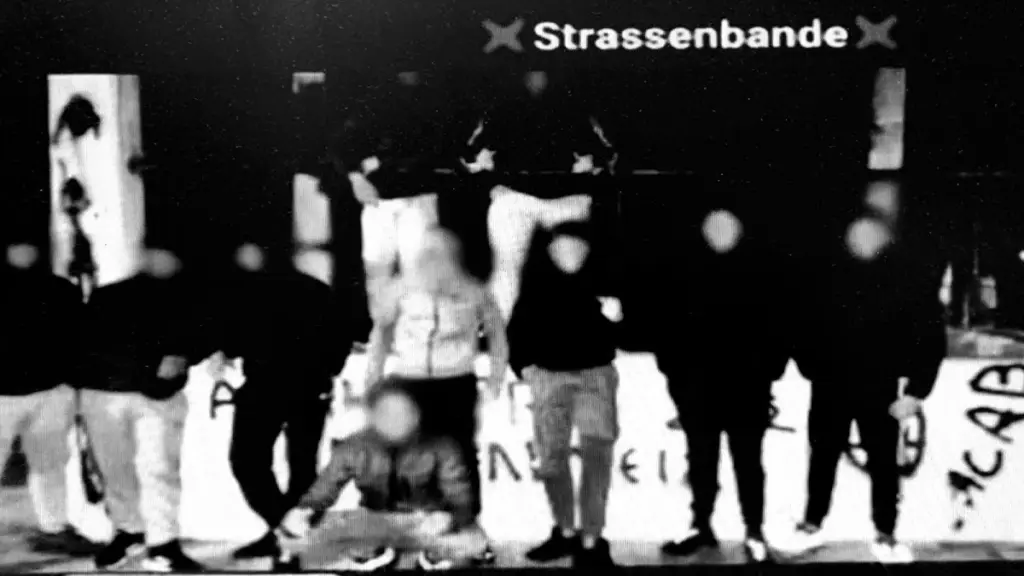 Αυτή είναι η συμμορία ανηλίκων “Strassenbande” που είχε γίνει ο φόβος και ο τρόμος στην Αθήνα