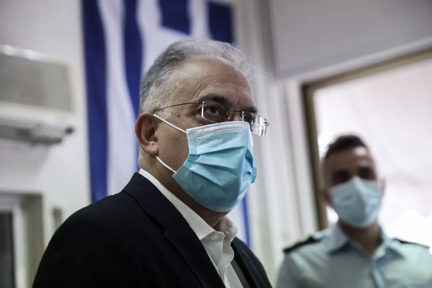 Δέσμευση Θεοδωρικάκου για κλείσιμο όλων των παράνομων συνδέσμων – Ανακοινώσεις για τις λέσχες φιλάθλων