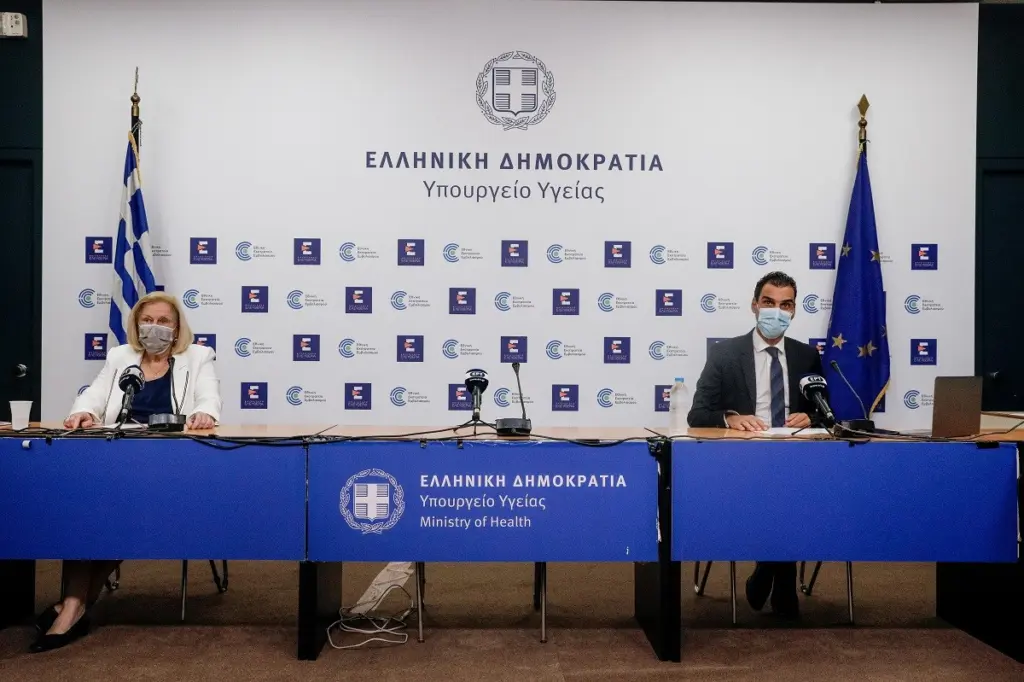 Αναβάλλεται η ενημέρωση για τα εμβόλια λόγω του θανάτου της Φώφης Γεννηματά